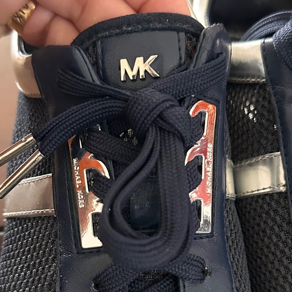 MICHAEL Michael Kors Maggie Trainer navy blue size 9 - Picture 5 of 10